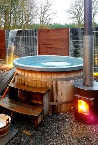 Bont tevredenheid punch Zelfbouw hottub | met de Welltub Creeërt u uw eigen wellness tuin.