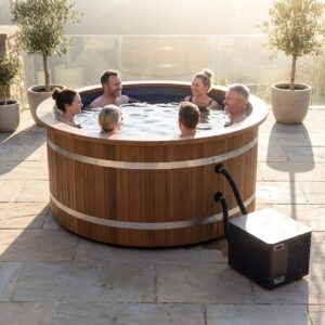 Hottub en zwembad combineren in je tuin